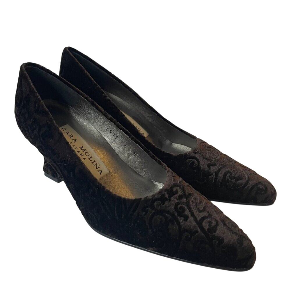 Cara Molina Kitten Heel Pumps With Flocked Design Size 6M